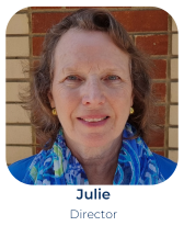 Julie, Director